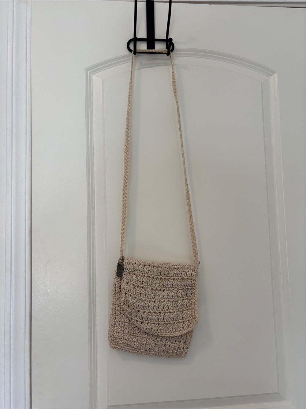 Neutral Crochet Crossbody Bag — Cream